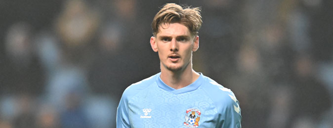 Coventry midfielder Jack Rudoni